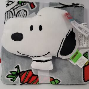 Nogginz Snoopy Peanuts Christmas Pillow Fleece Travel Blanket‎ Set Holiday Gift